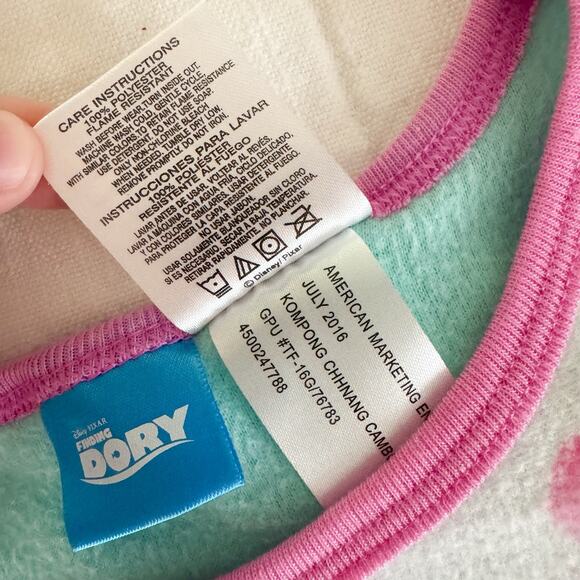 Disney Finding Dory Pajamas TOP Only 6/ 6x S- Fleece PJ‎ Top. Nemo. - Picture 3 of 5